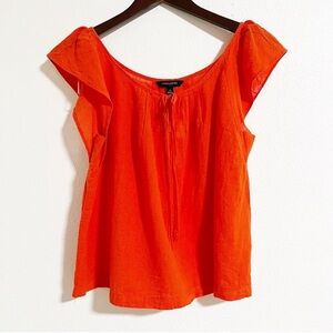 NEW Banana Republic Linen Flutter
Sleeve Blouse